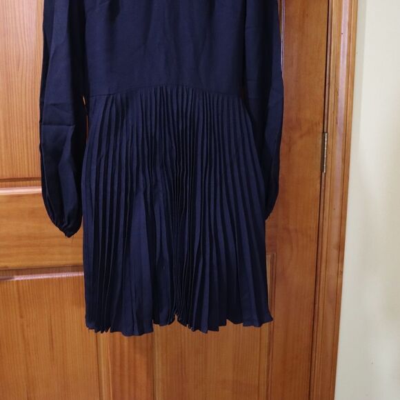Vintage Black Pleated Mini Shirtdress Zipper Front 60s 70s Chic Academic - Picture 12 of 13